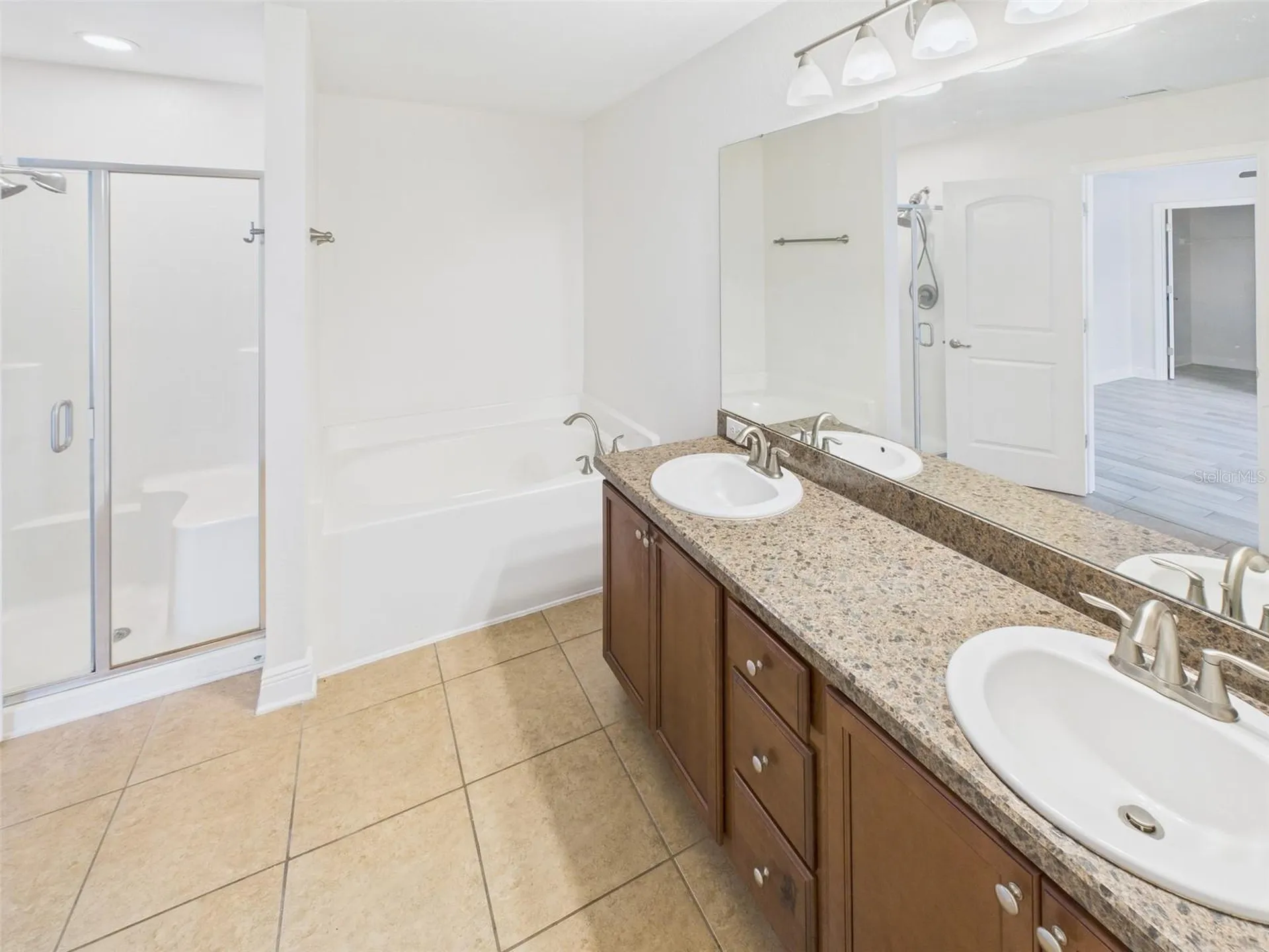 14211 Edinburgh Moor Drive Wimauma FL 33598