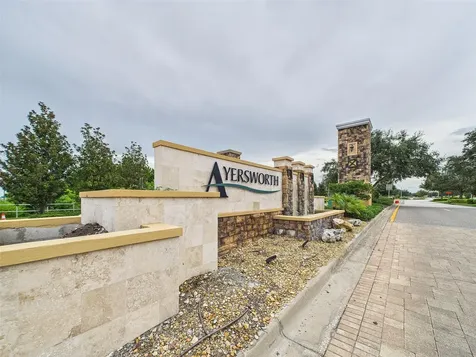 14211 Edinburgh Moor Drive Wimauma FL 33598