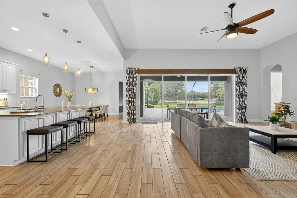 7223 Bowspirit Place Apollo Beach FL 33572