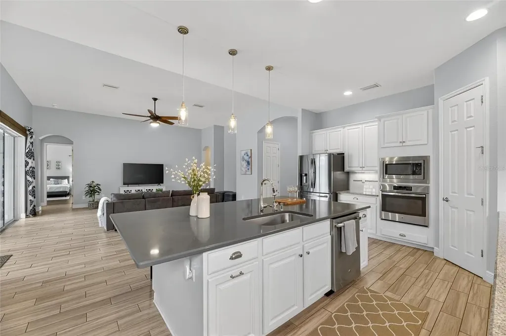 7223 Bowspirit Place Apollo Beach FL 33572