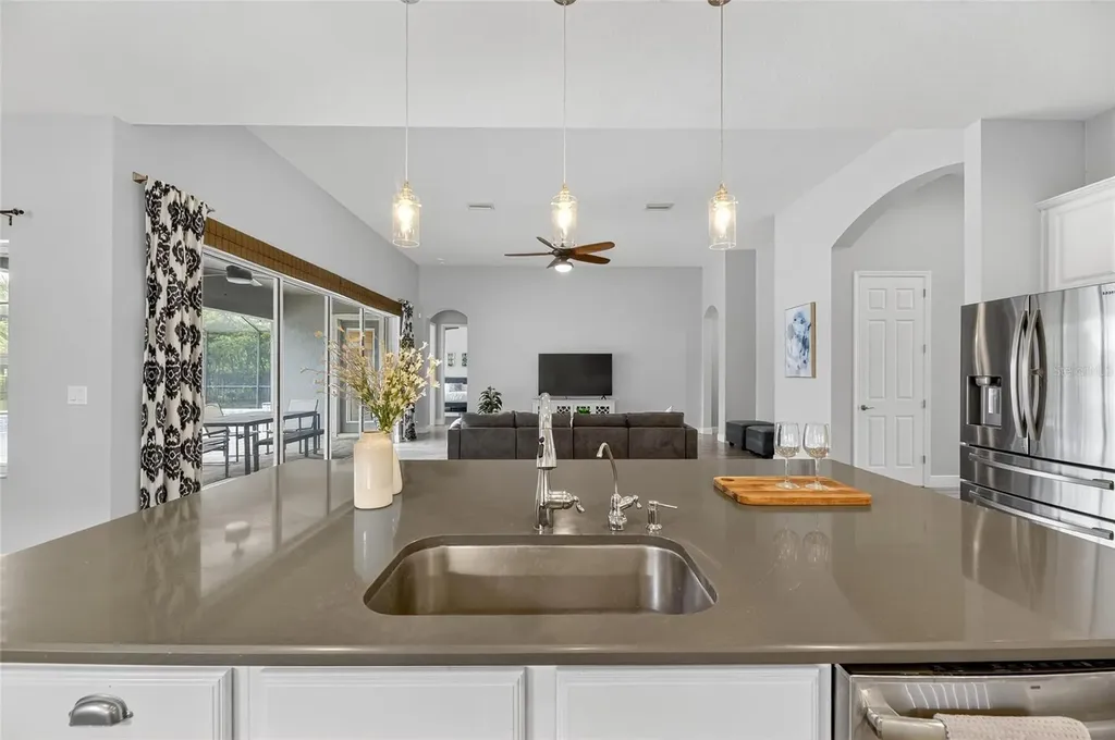 7223 Bowspirit Place Apollo Beach FL 33572