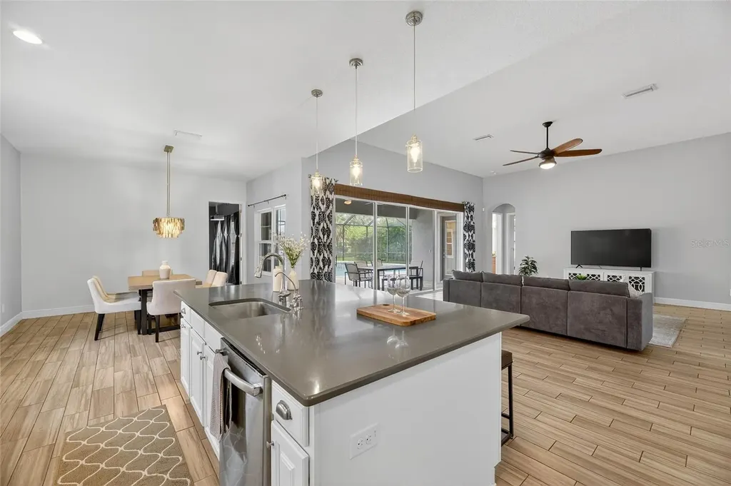 7223 Bowspirit Place Apollo Beach FL 33572