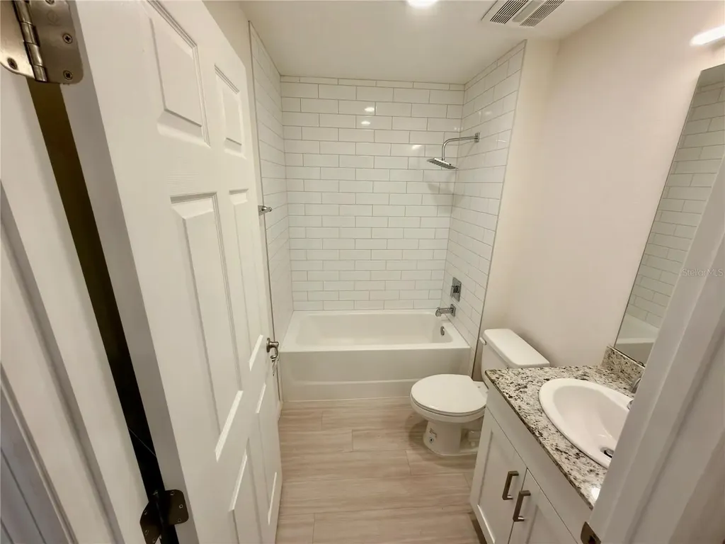 2124 Penny Lane Kissimmee FL 34741