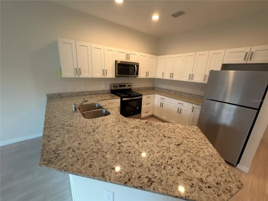 2124 Penny Lane Kissimmee FL 34741