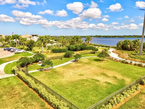 1121 Riverscape Street Bradenton FL 34208