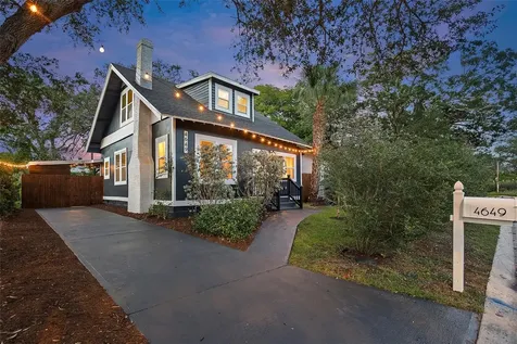 4649 Queensboro Avenue S St Petersburg FL 33711