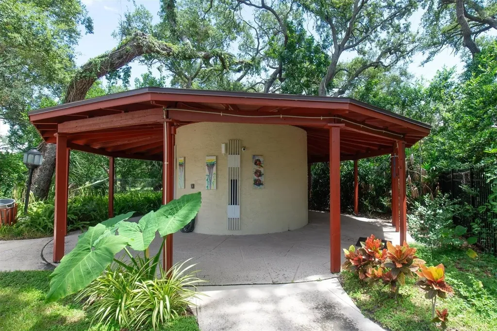 2612 Pearce Drive Clearwater FL 33764
