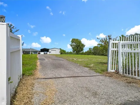 22163 SW Edgewater Boulevard Dunnellon FL 34431