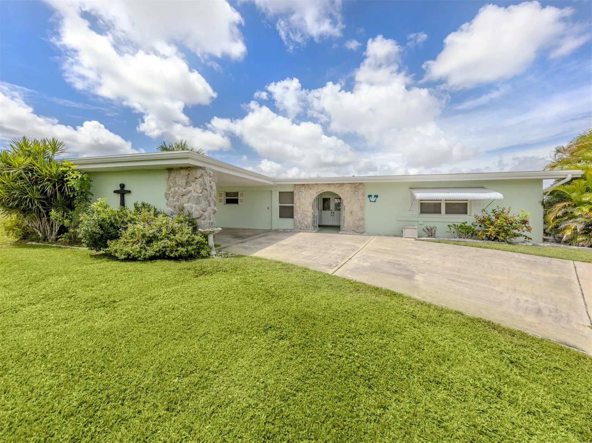 2500 Aquilos Court Port Charlotte FL 33952