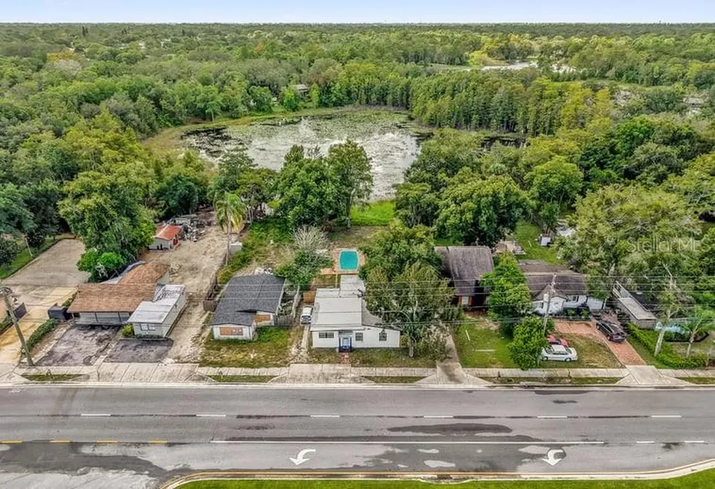 1260 Seminola Boulevard Casselberry FL 32707