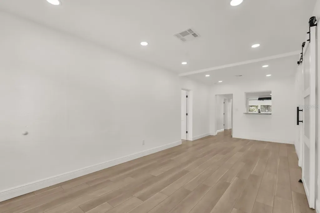 1260 Seminola Boulevard Casselberry FL 32707