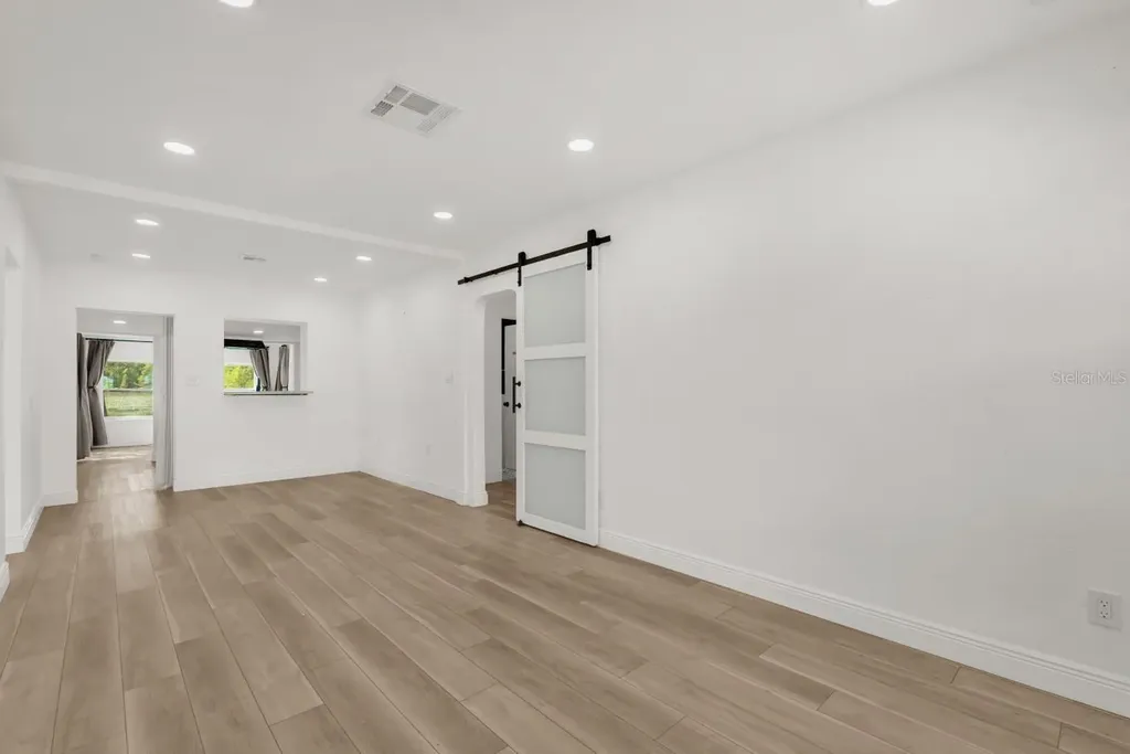 1260 Seminola Boulevard Casselberry FL 32707