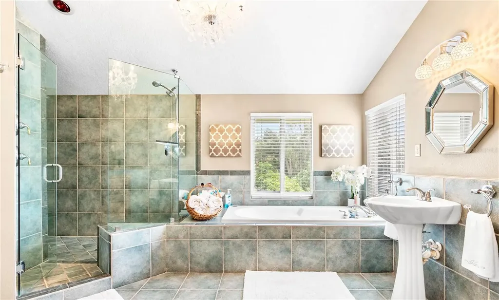 4574 Sailbreeze Court Orlando FL 32810