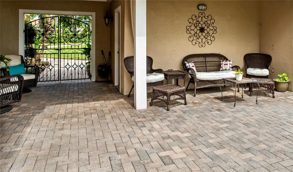 4574 Sailbreeze Court Orlando FL 32810