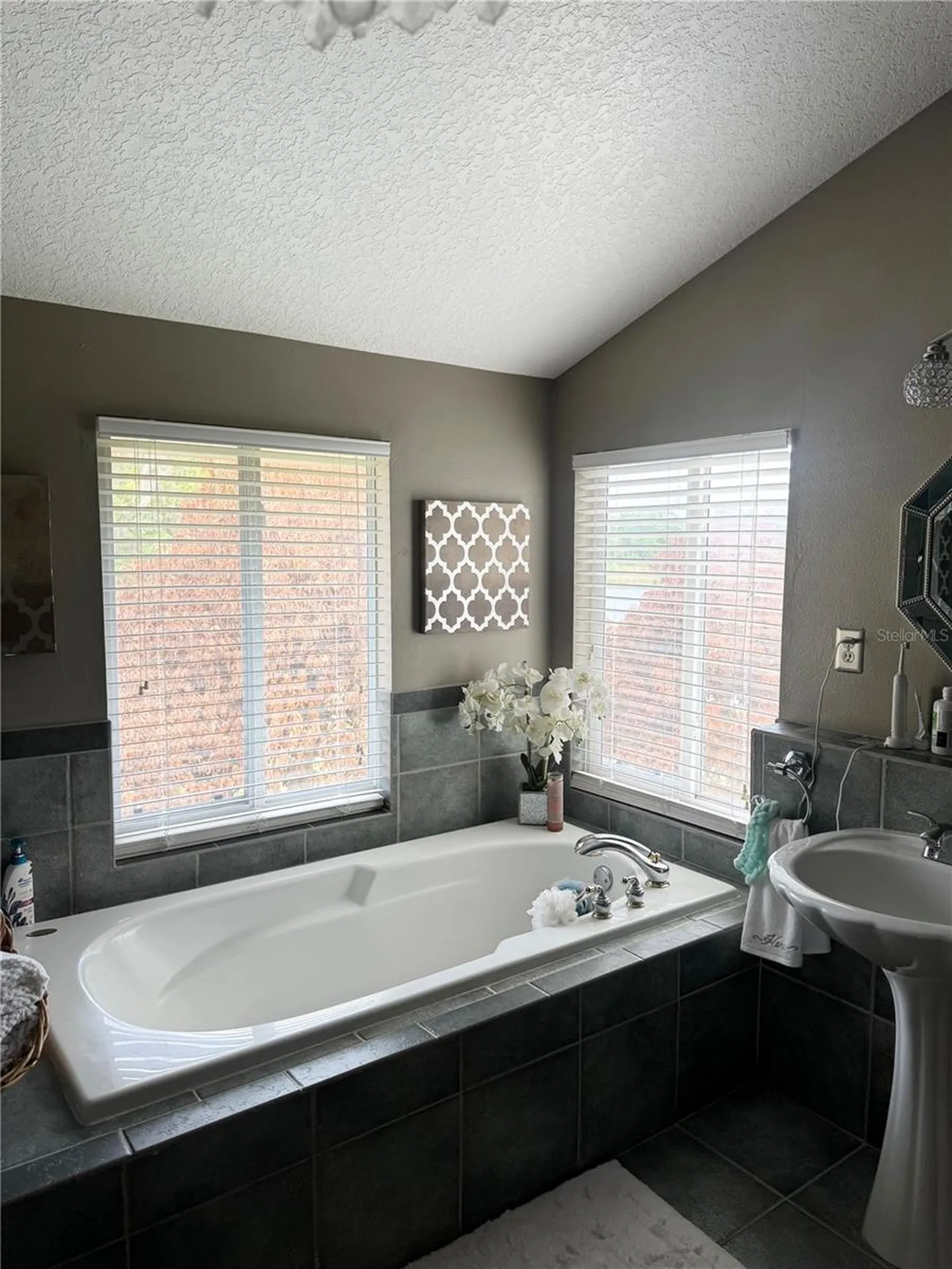 4574 Sailbreeze Court Orlando FL 32810
