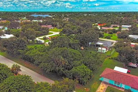 21511 Carleton Avenue Port Charlotte FL 33952
