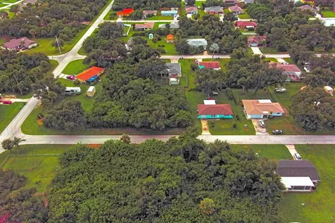 21511 Carleton Avenue Port Charlotte FL 33952
