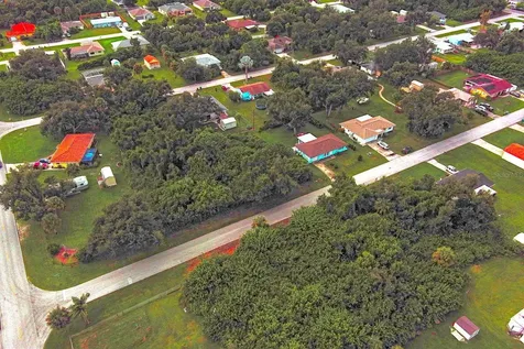 21511 Carleton Avenue Port Charlotte FL 33952