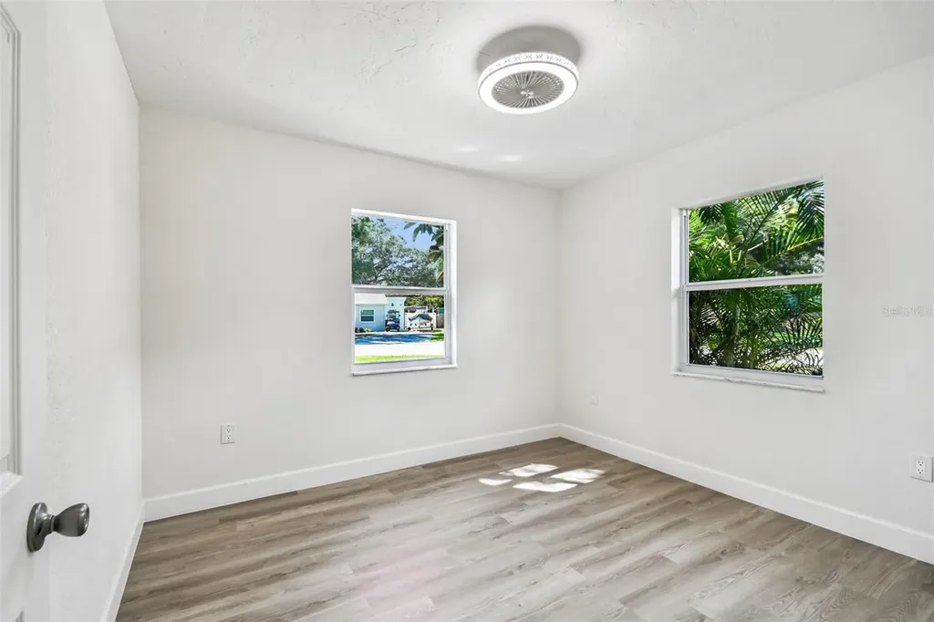 4726 W Knights Avenue Tampa FL 33611