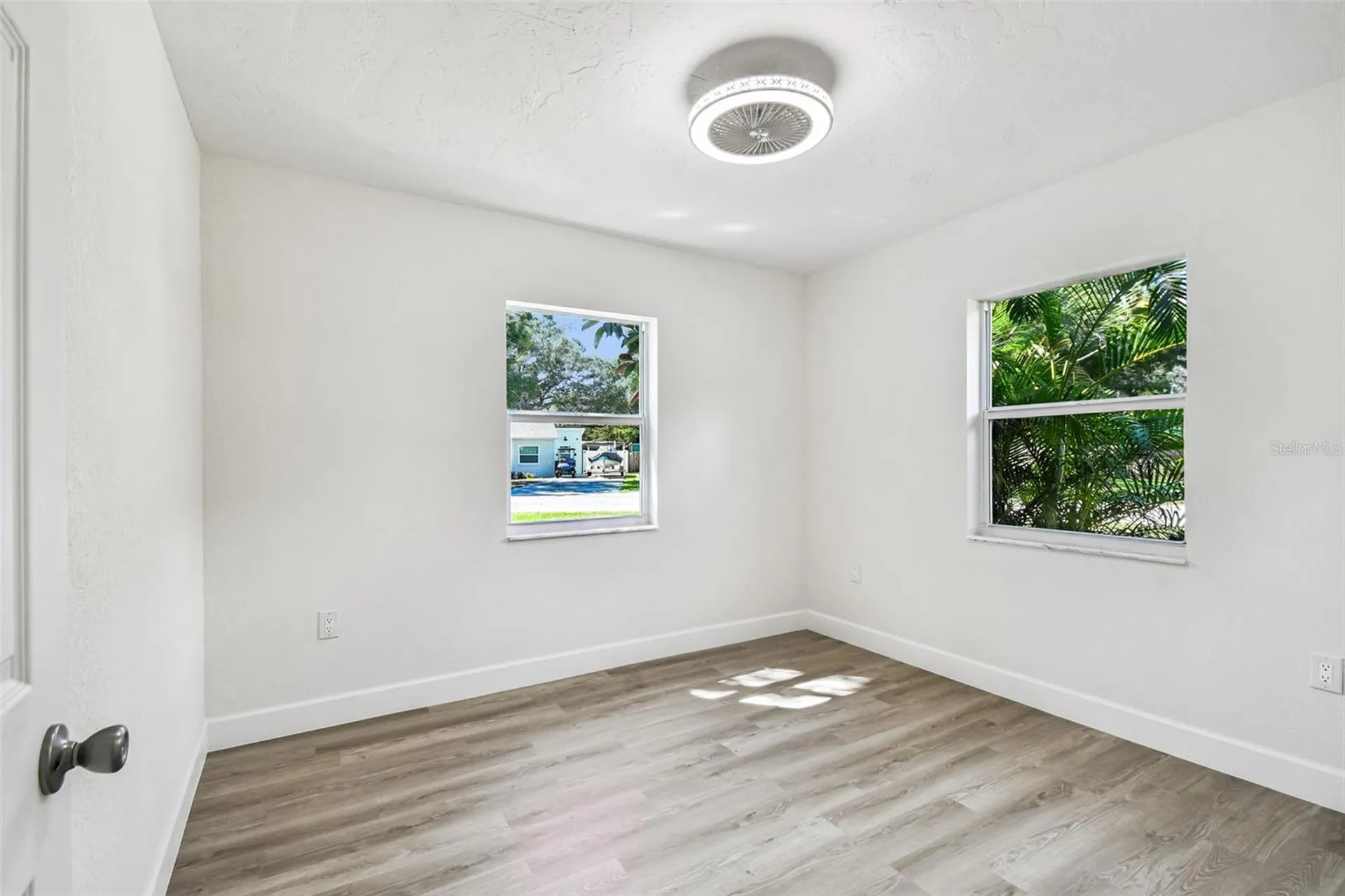 4726 W Knights Avenue Tampa FL 33611