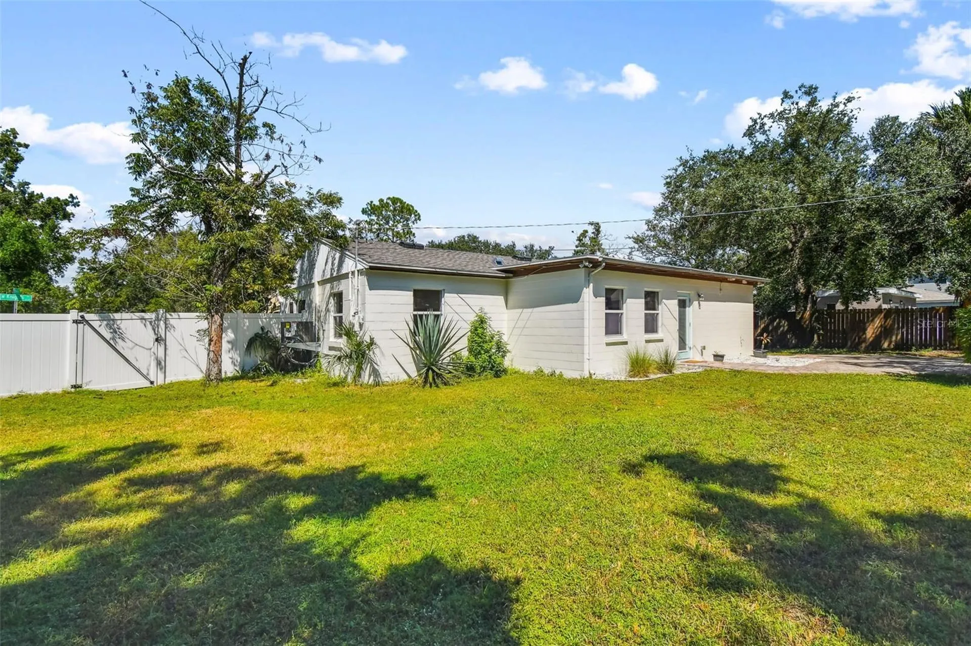 4726 W Knights Avenue Tampa FL 33611