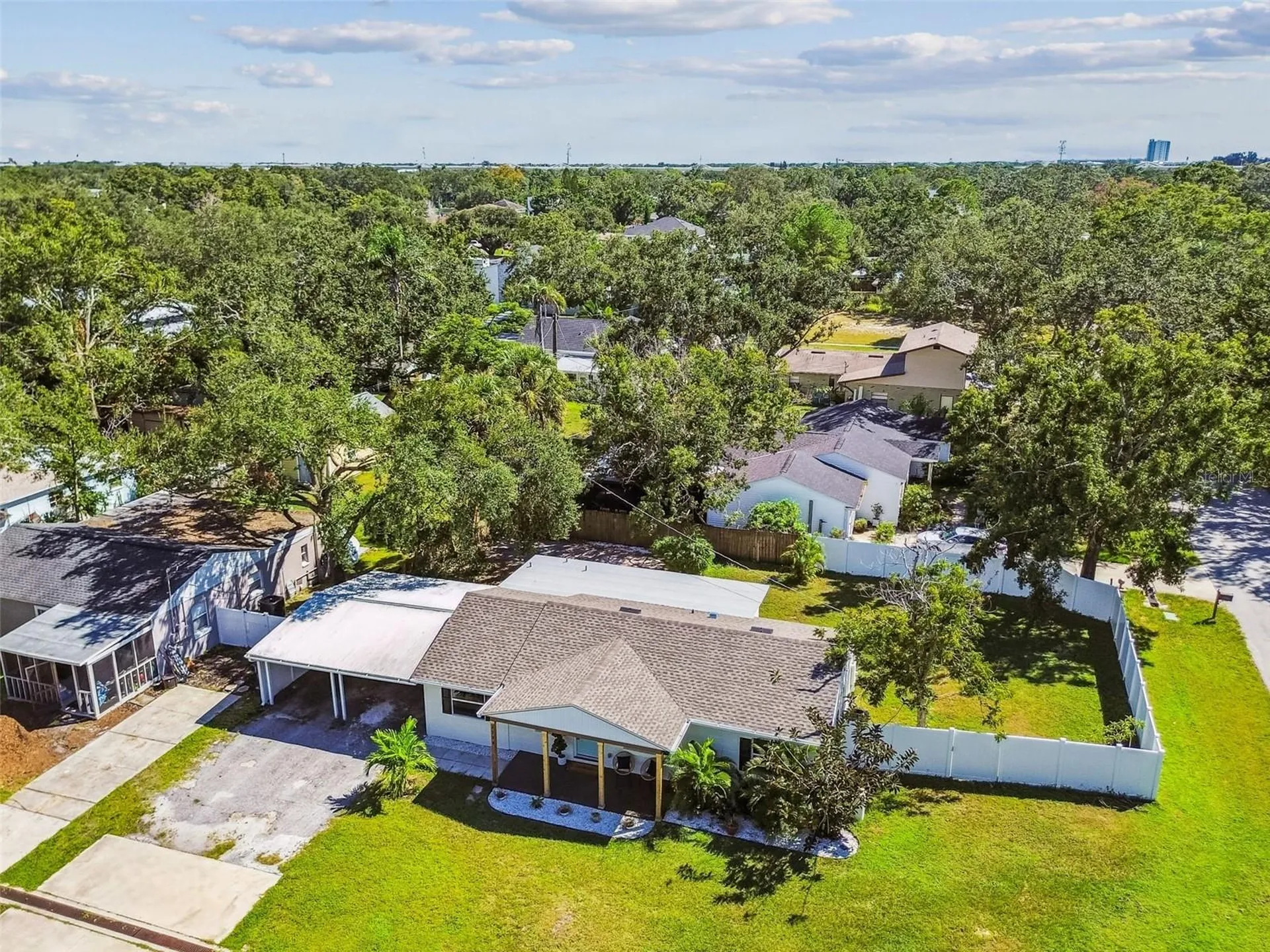 4726 W Knights Avenue Tampa FL 33611