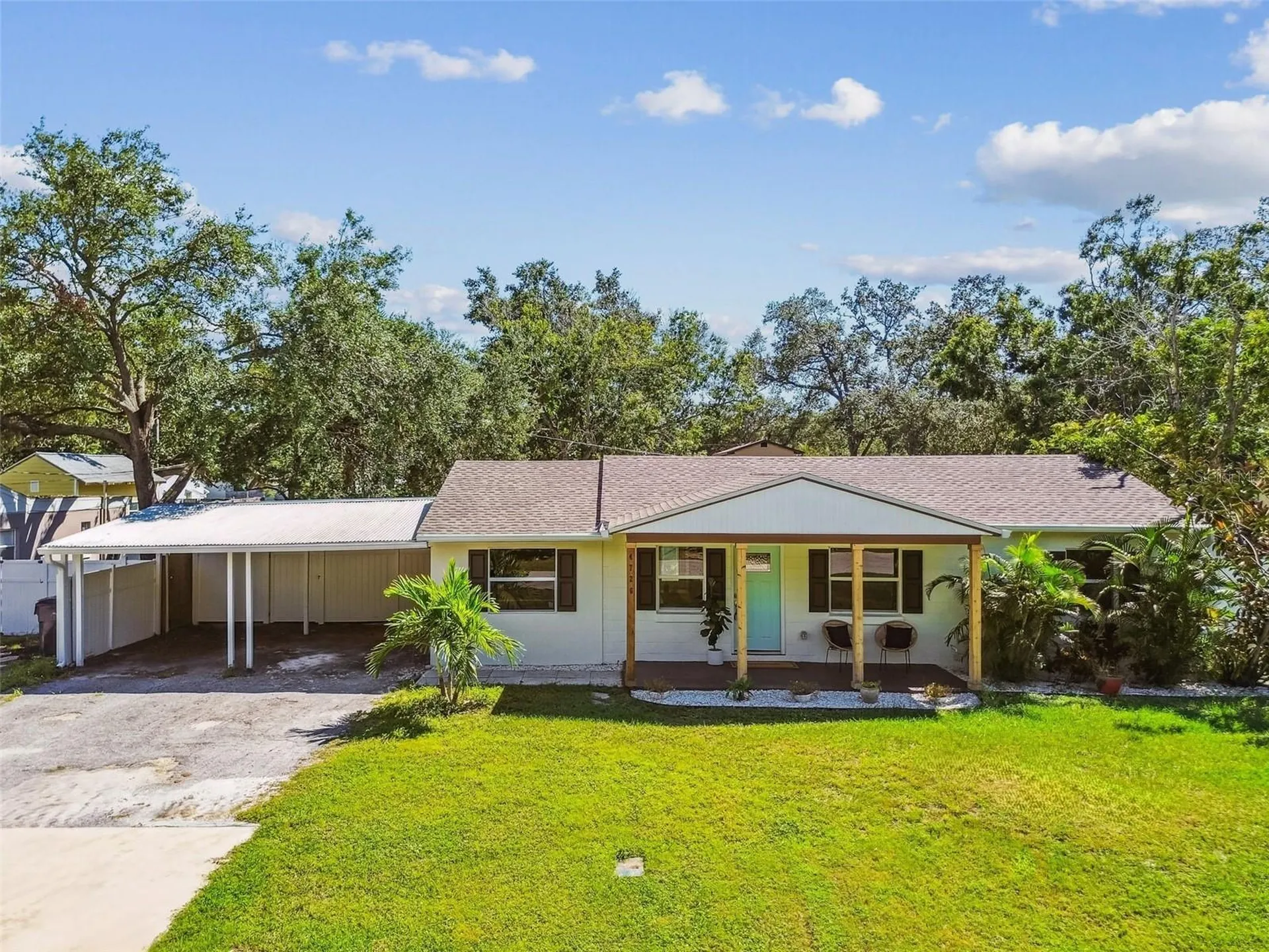 4726 W Knights Avenue Tampa FL 33611