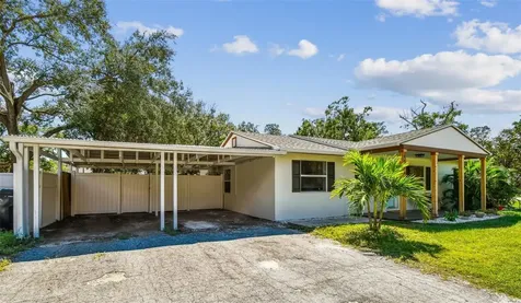 4726 W Knights Avenue Tampa FL 33611