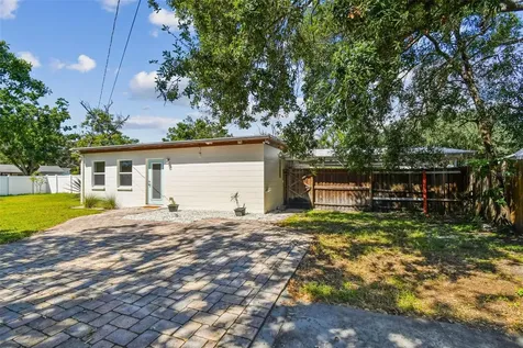 4726 W Knights Avenue Tampa FL 33611