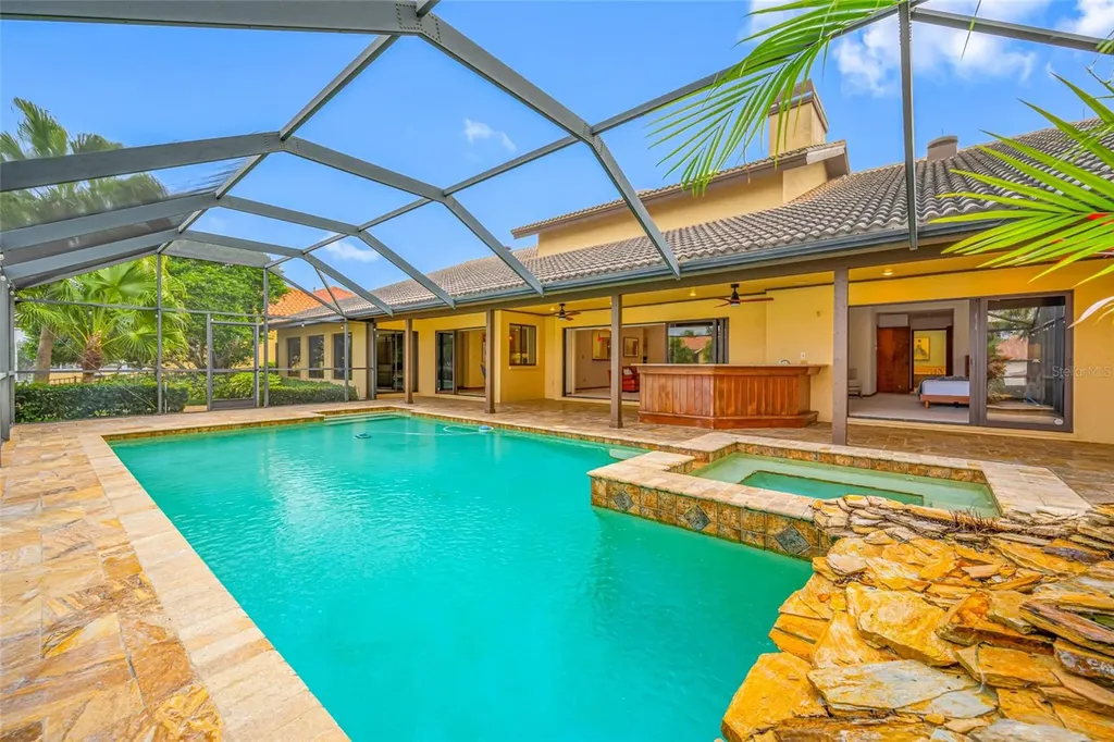 9807 Compass Point Way Tampa FL 33615