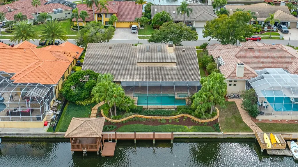 9807 Compass Point Way Tampa FL 33615