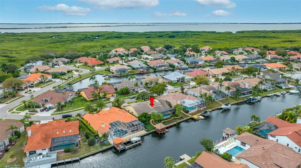 9807 Compass Point Way Tampa FL 33615