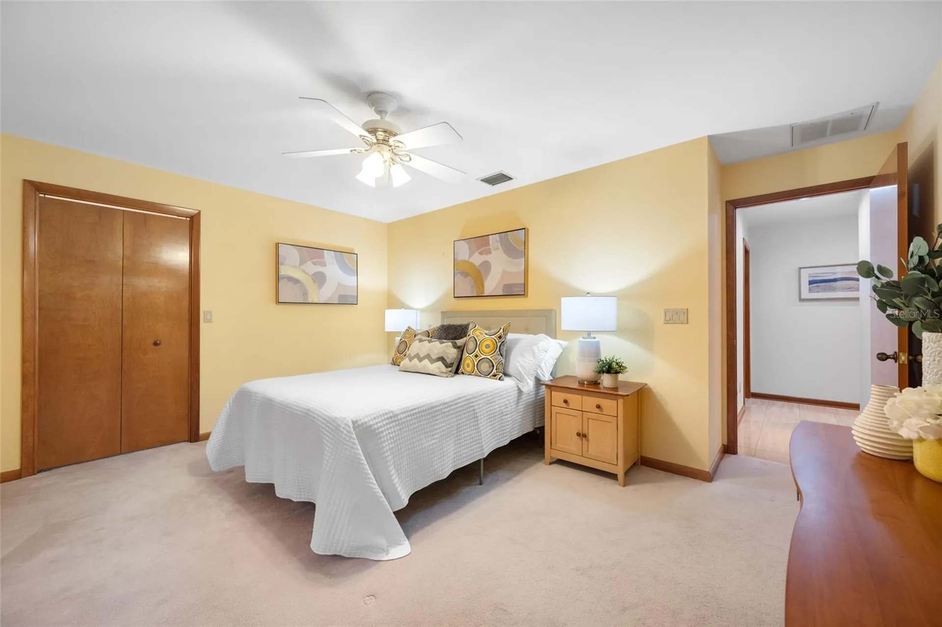 9807 Compass Point Way Tampa FL 33615