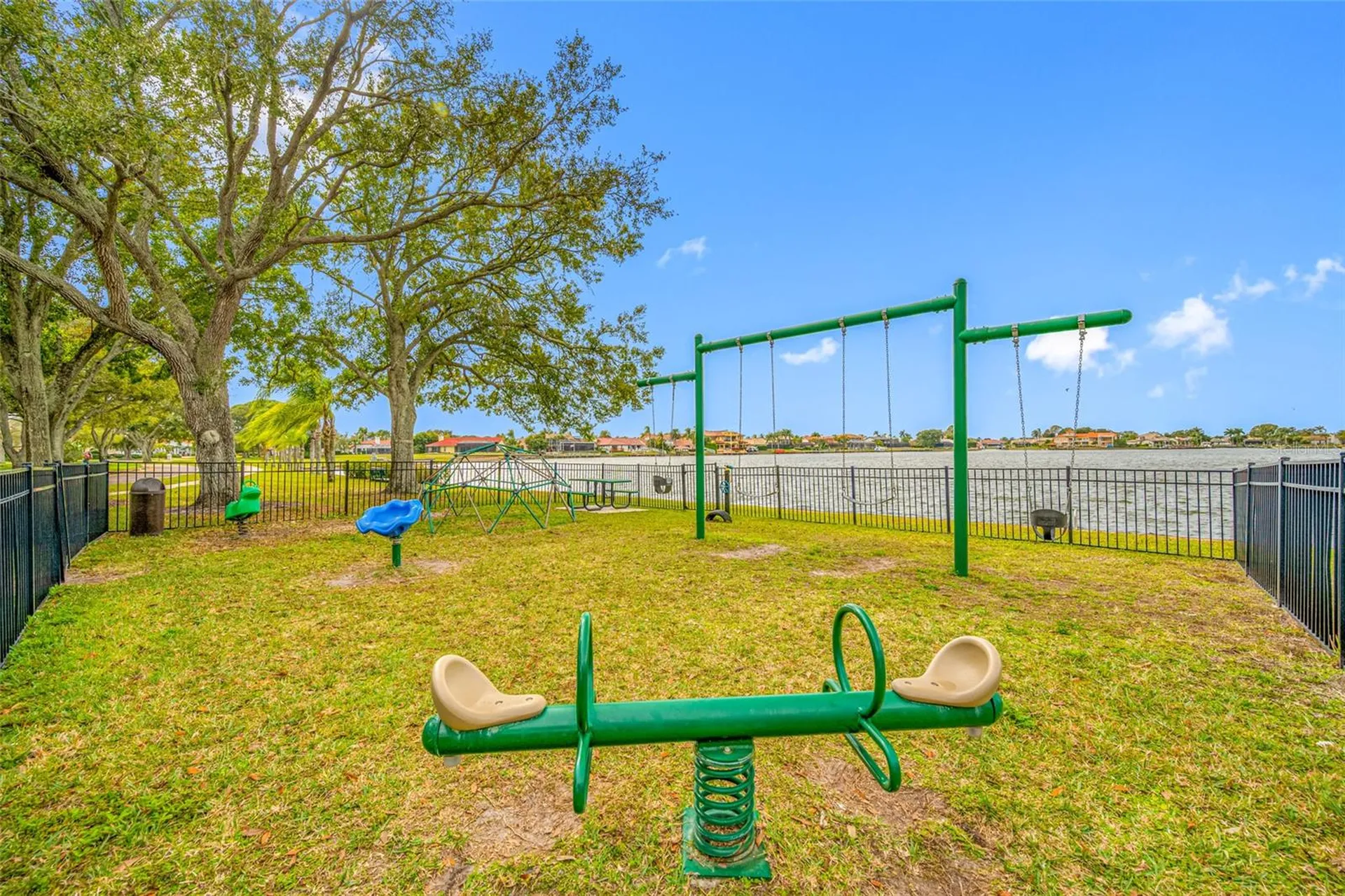 9807 Compass Point Way Tampa FL 33615