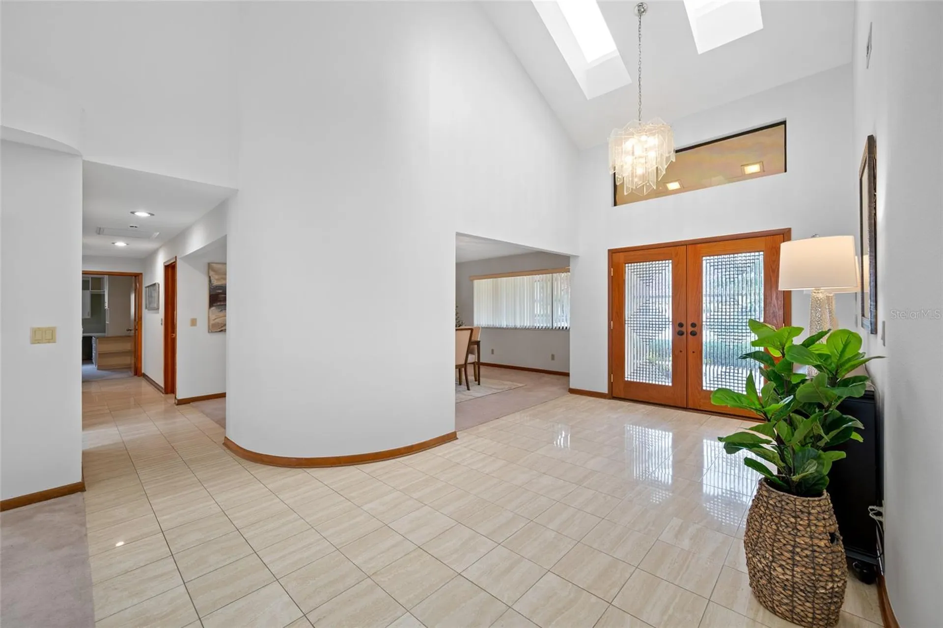 9807 Compass Point Way Tampa FL 33615