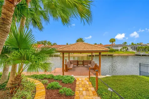 9807 Compass Point Way Tampa FL 33615