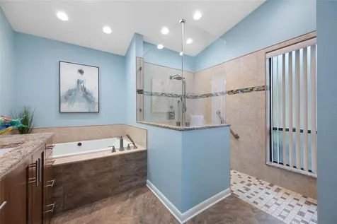 9807 Compass Point Way Tampa FL 33615
