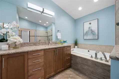9807 Compass Point Way Tampa FL 33615