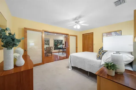 9807 Compass Point Way Tampa FL 33615