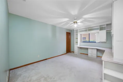 9807 Compass Point Way Tampa FL 33615