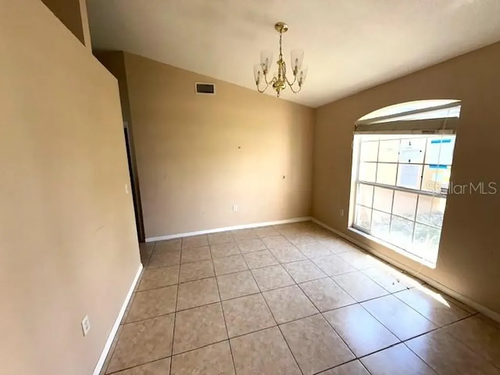 523 Partridge Drive Kissimmee FL 34759