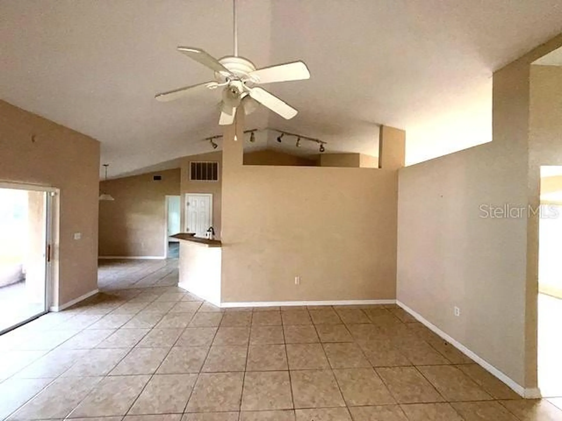 523 Partridge Drive Kissimmee FL 34759