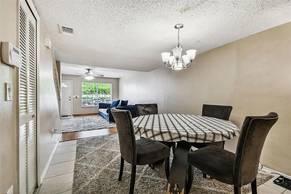 2124 Fletchers Point Circle Tampa FL 33613