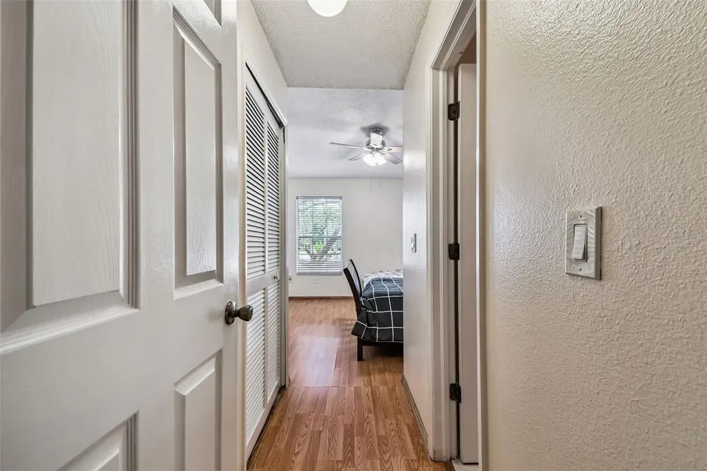 2124 Fletchers Point Circle Tampa FL 33613