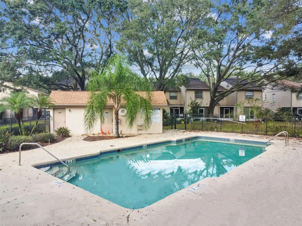 2124 Fletchers Point Circle Tampa FL 33613