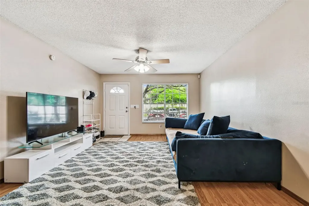 2124 Fletchers Point Circle Tampa FL 33613