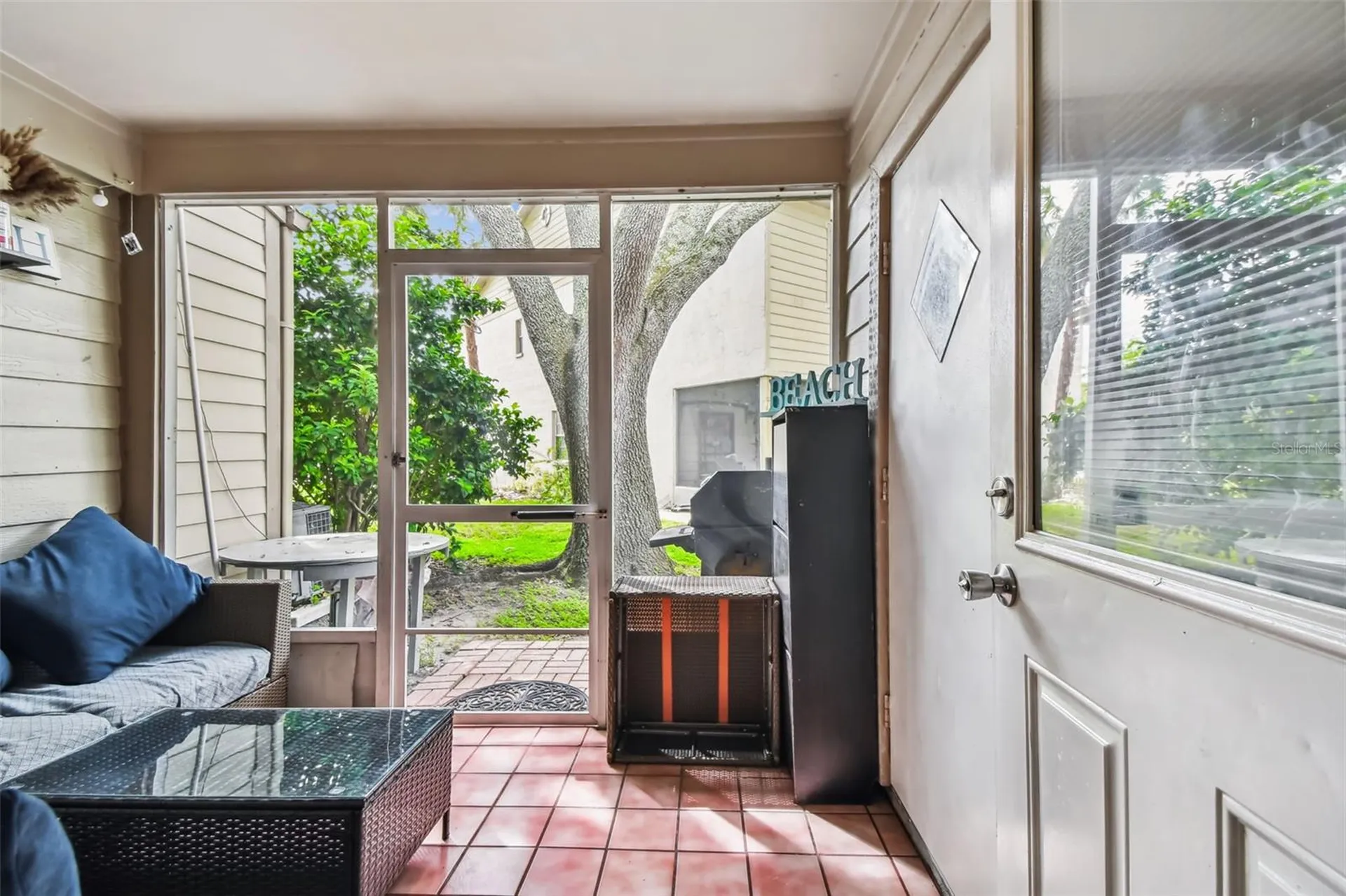 2124 Fletchers Point Circle Tampa FL 33613