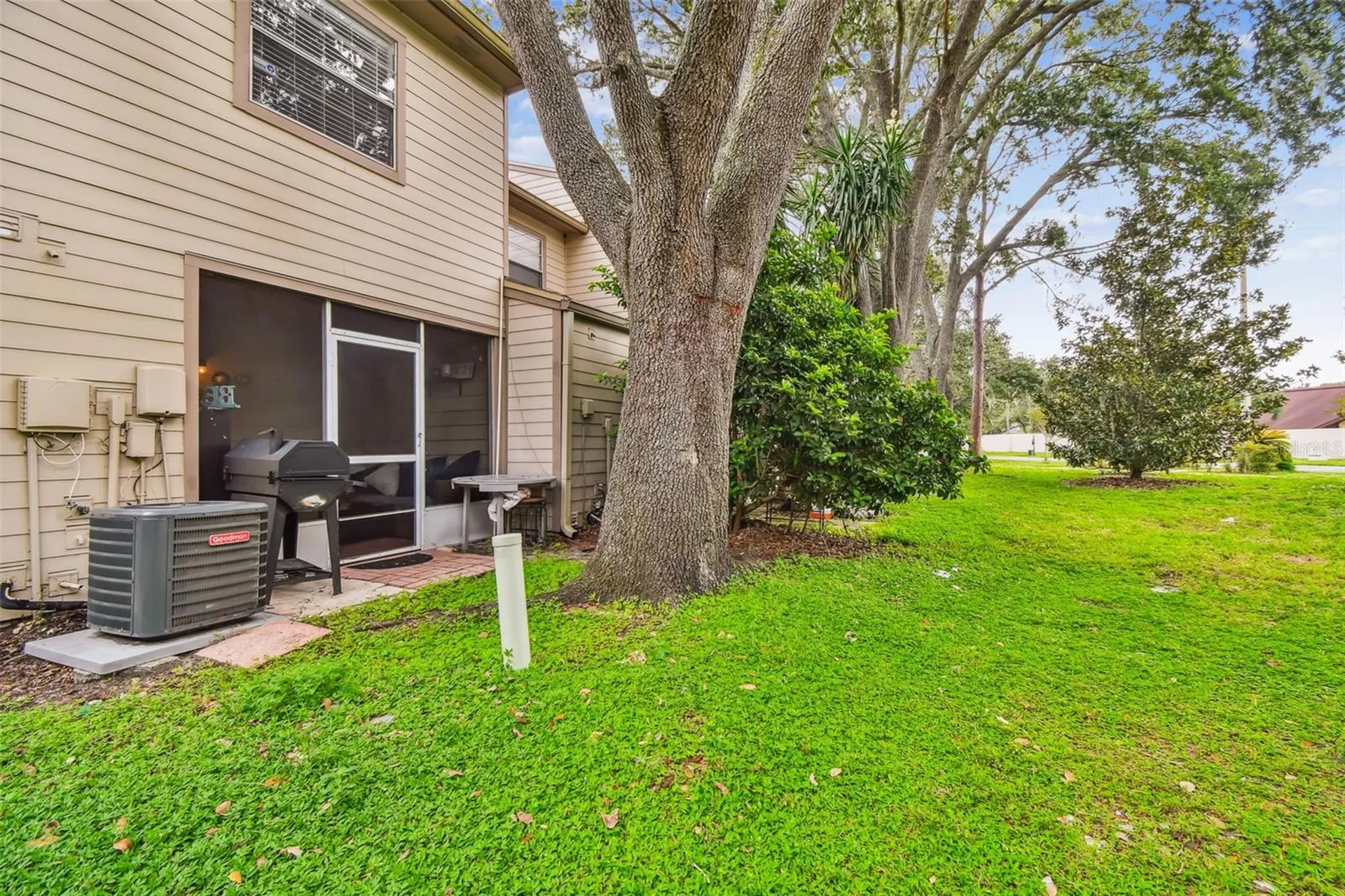 2124 Fletchers Point Circle Tampa FL 33613