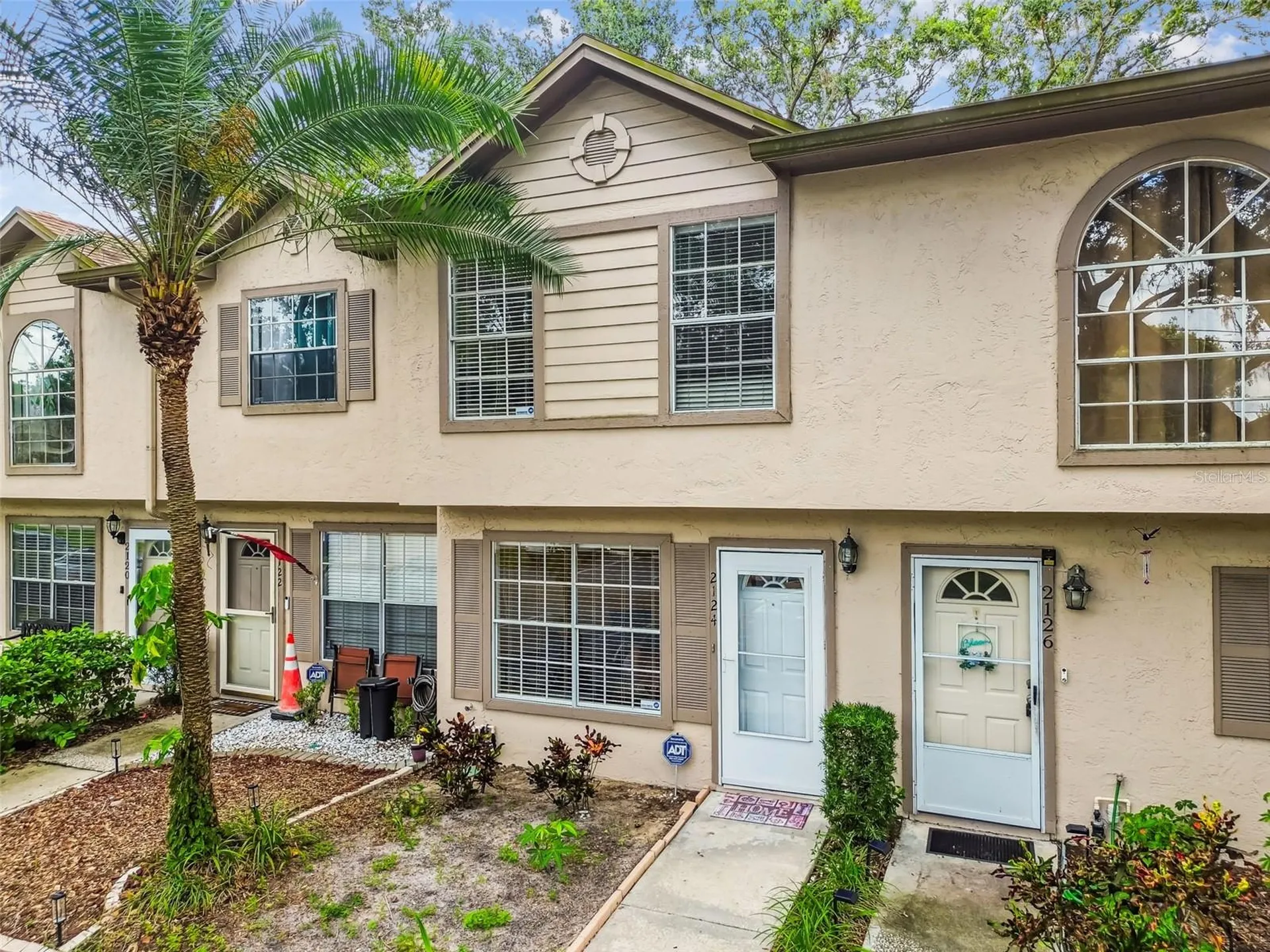 2124 Fletchers Point Circle Tampa FL 33613