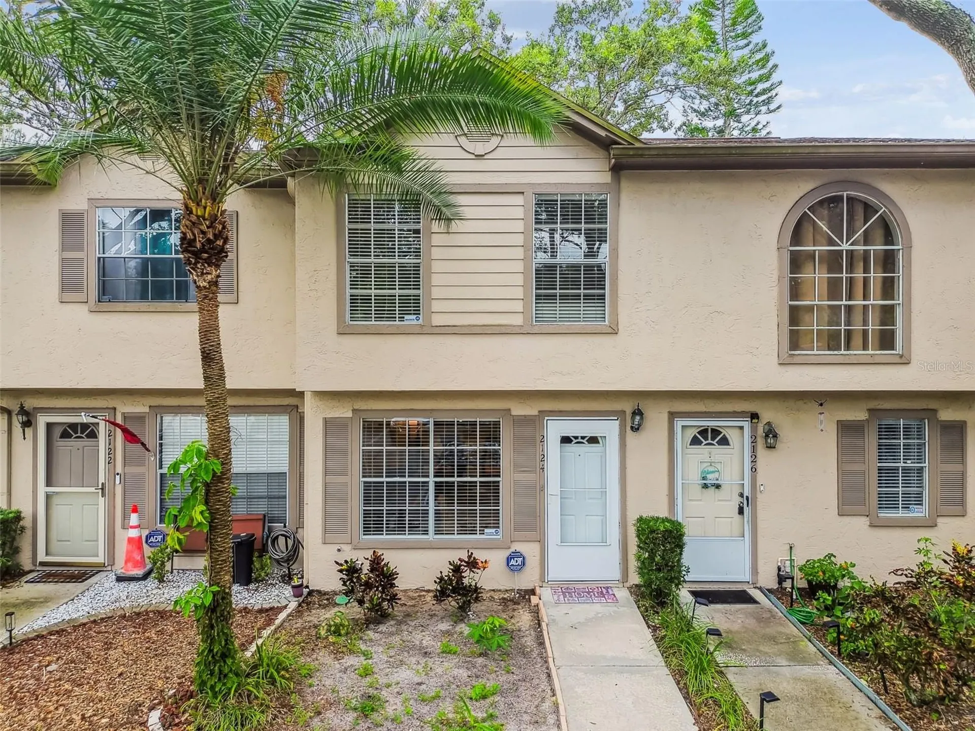 2124 Fletchers Point Circle Tampa FL 33613